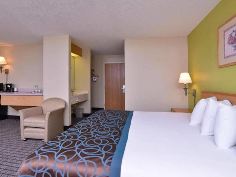 Regency Inn Geneseo Il I-80 Екстер'єр фото